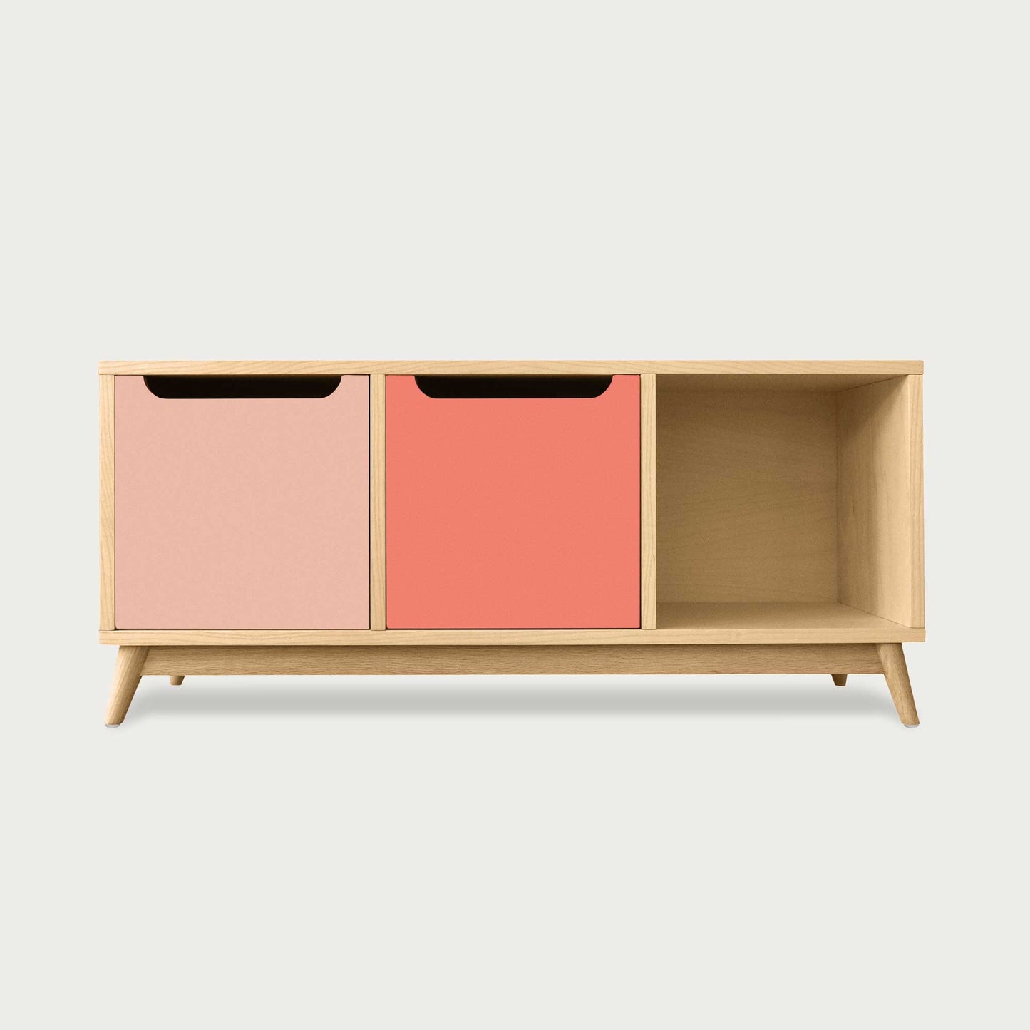 meuble bas à tiroirs KILT de la marque Kulile en chêne naturel et duo rose